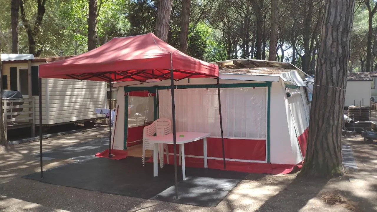 Mareblu Caravans Hotel Lido di Spina Italy